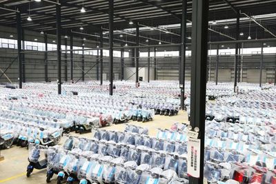 宏偉藍圖彰顯綜合實力,小刀領航電動車數(shù)字化制造!